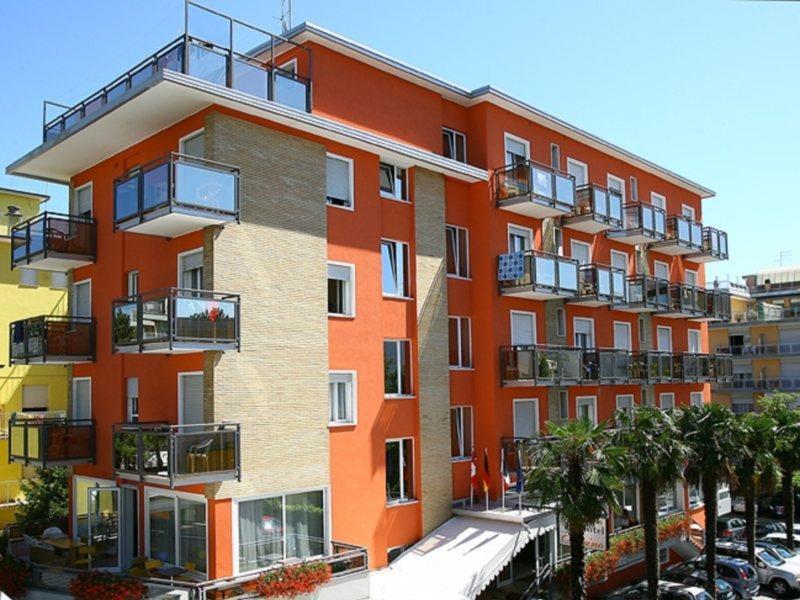 לידו די ג'סולו Hotel Torino מראה חיצוני תמונה
